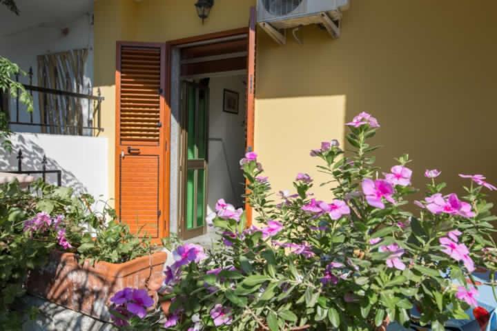 B&B Casa Cosmano Brancaleone Marina Exterior foto