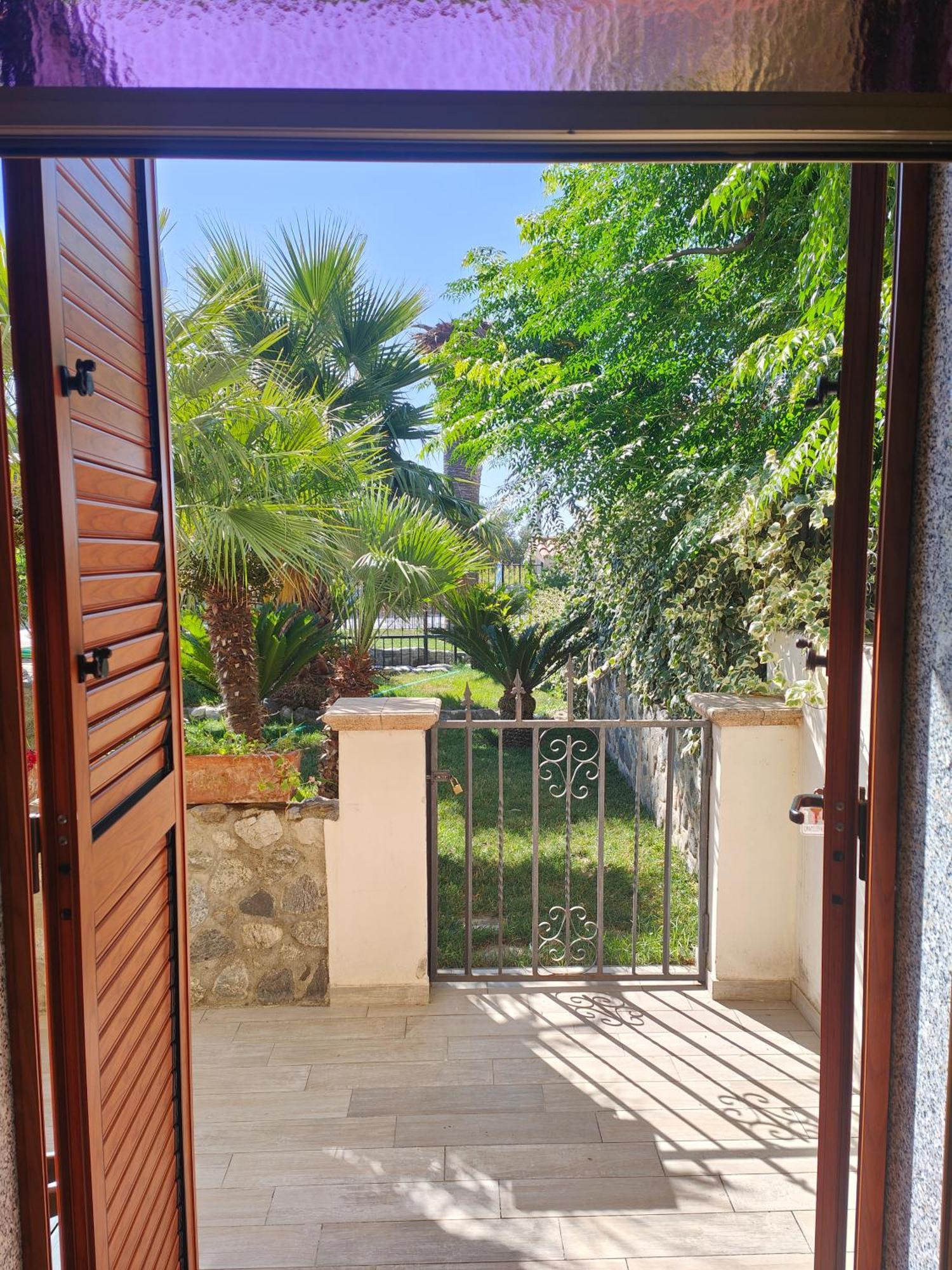 B&B Casa Cosmano Brancaleone Marina Exterior foto